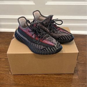 Yeezy Boost 350 V2